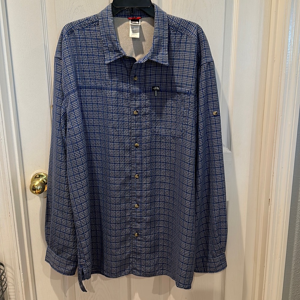 The North Face Men's XXL/TTG blue Plaid Lightweight long Sleeve Button Up